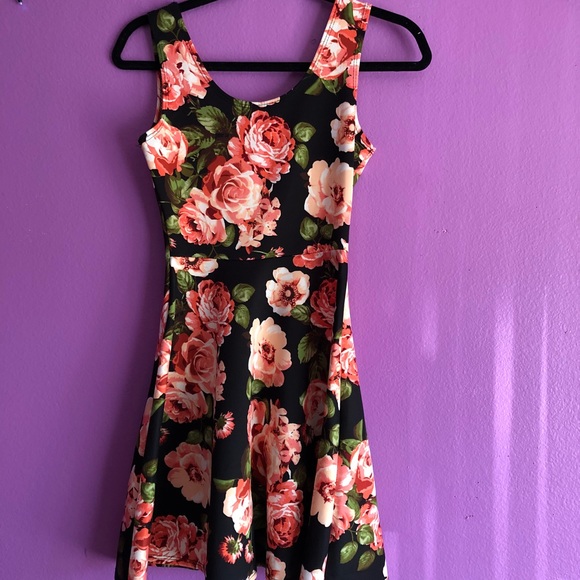 Dresses & Skirts - Black floral skater dress